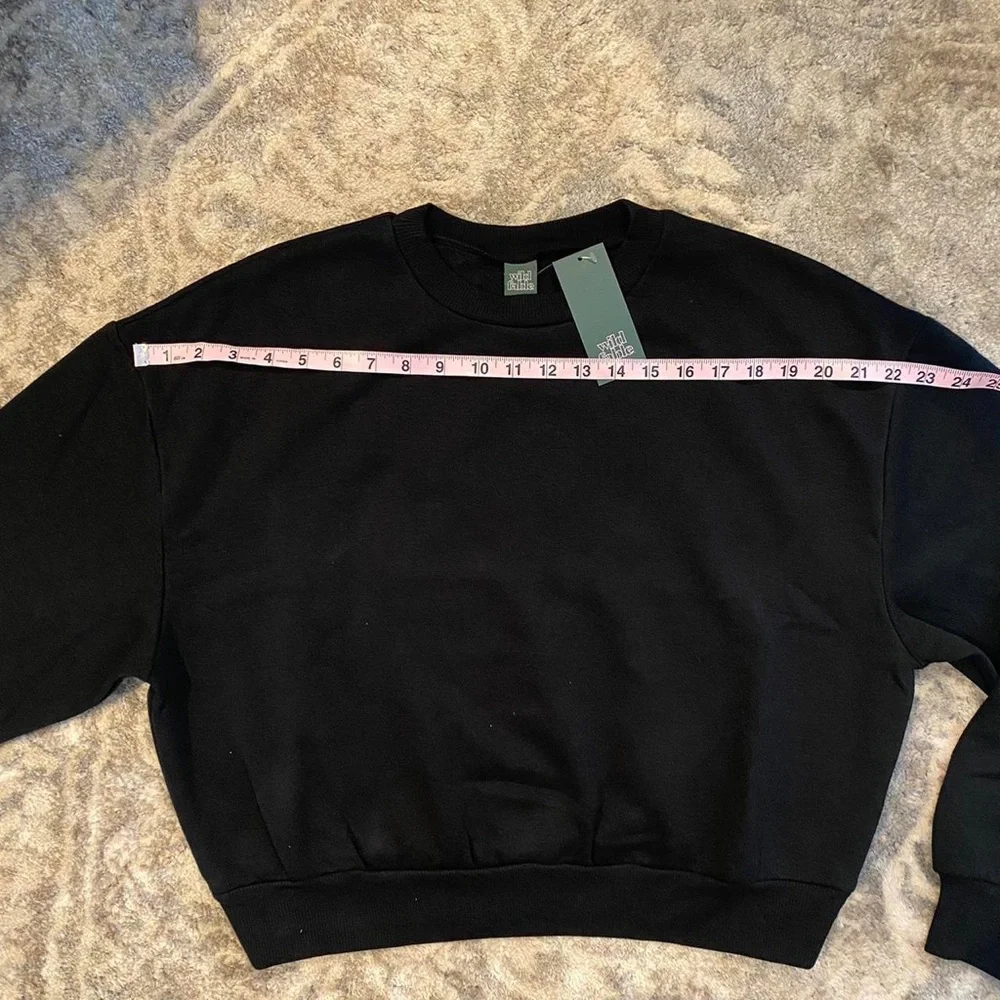 Wild Fable Sweatshirt size XXL Black Cropped Crewneck grunge goth emo layering‎ - Picture 9 of 10